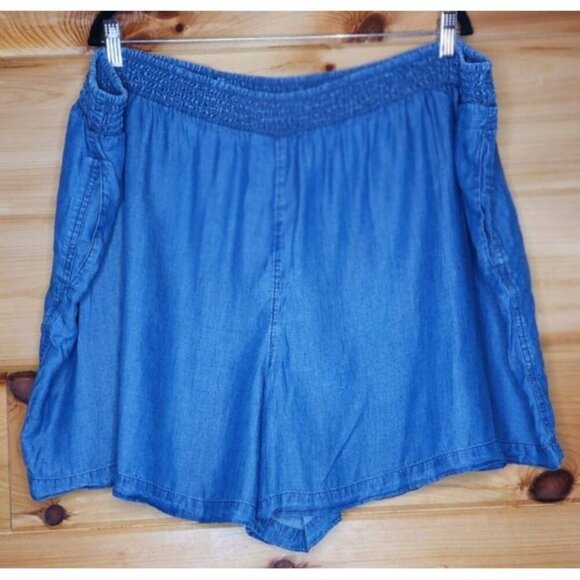 Evri Women Shorts 3x Blue Chambray Plus Size Pull On Elastic Waist Pockets - Picture 3 of 7